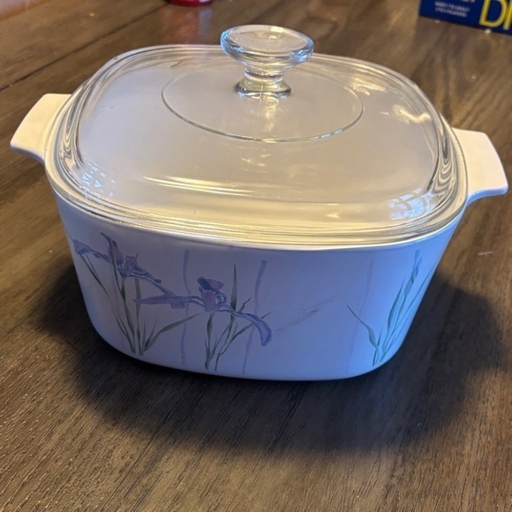 Corning Ware"Shadow Iris" (A-3-B) Casserole Baking Dish with Lid 3L